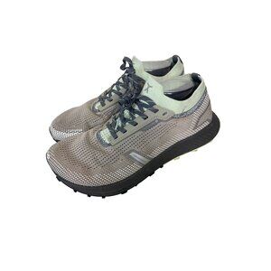 Flux Adapt Trail runner Men size 10 Gray Green Knit Running Sneakers Athletic